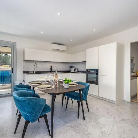 Le Palladio By Interhome Appartement Cannes